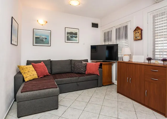 Poslon By Interhome *